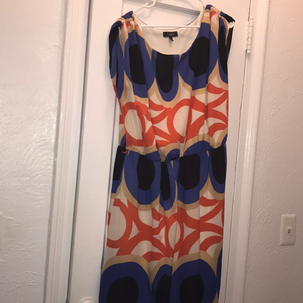 Sleeveless geometric print dress